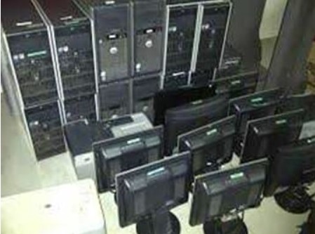 jual beli barang bekas komputer laptop CPU Rombeng di Surabaya